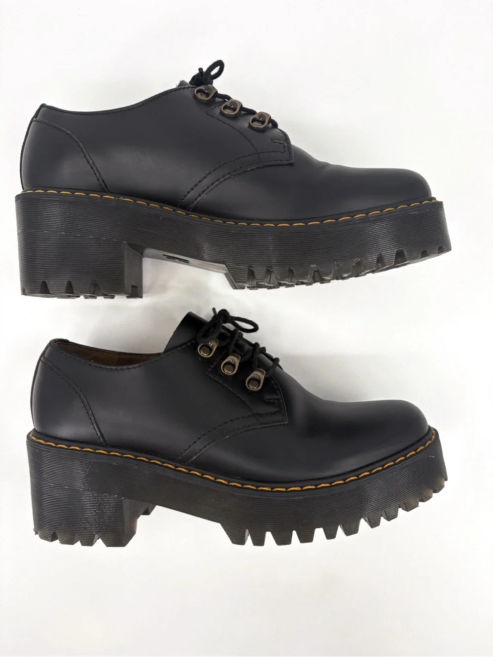 Dr. Martens Leona Lo Black Leather Platform Heeled Oxford Shoes 9
